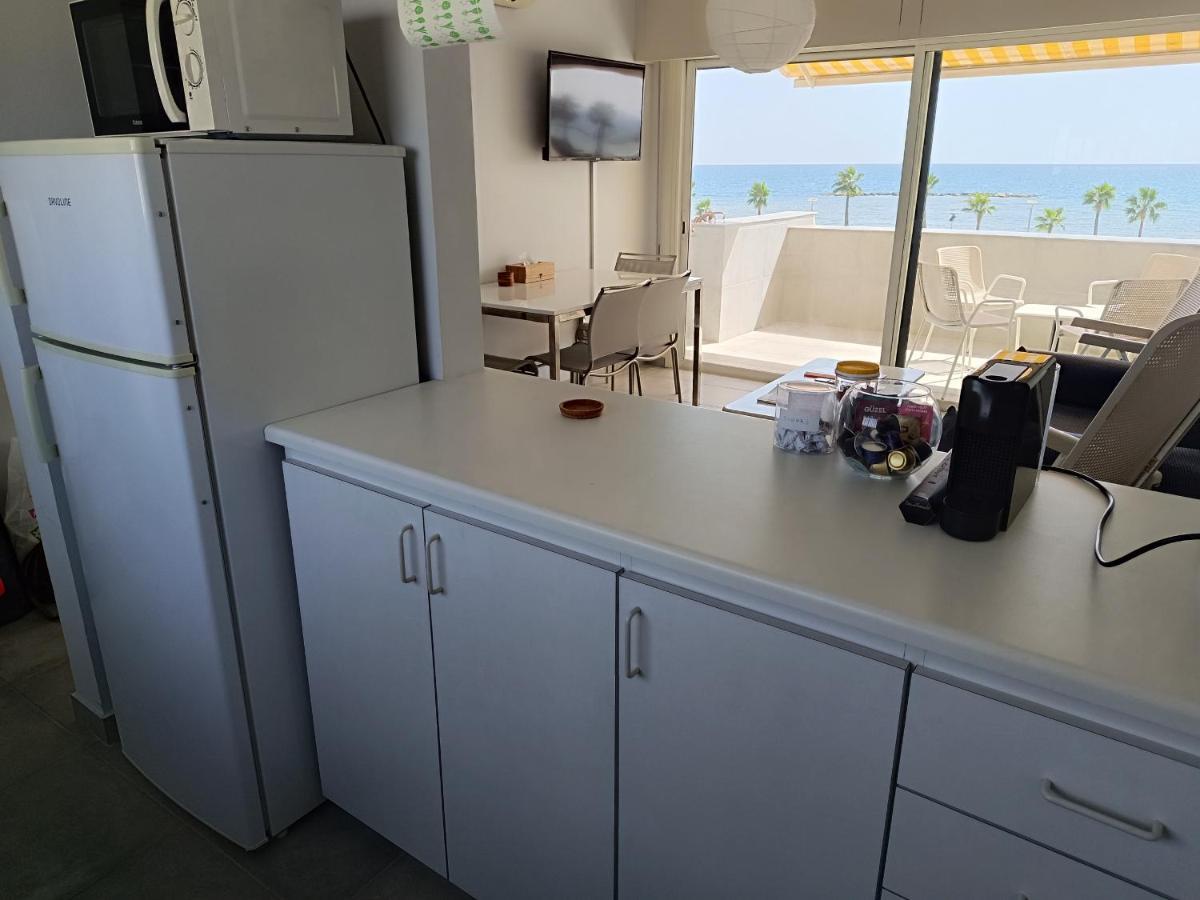 Julie'S Beach House فوروكليني المظهر الخارجي الصورة