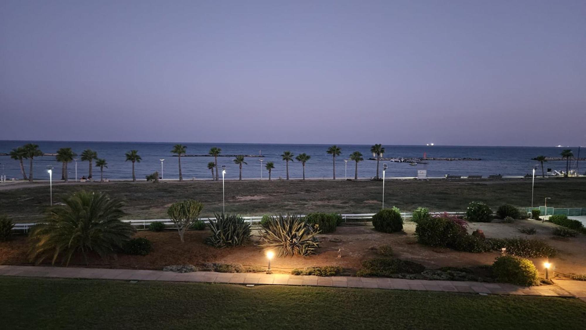 Julie'S Beach House فوروكليني المظهر الخارجي الصورة