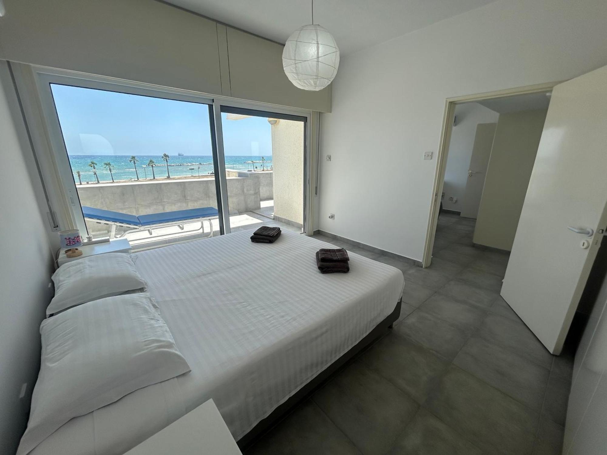Julie'S Beach House فوروكليني المظهر الخارجي الصورة